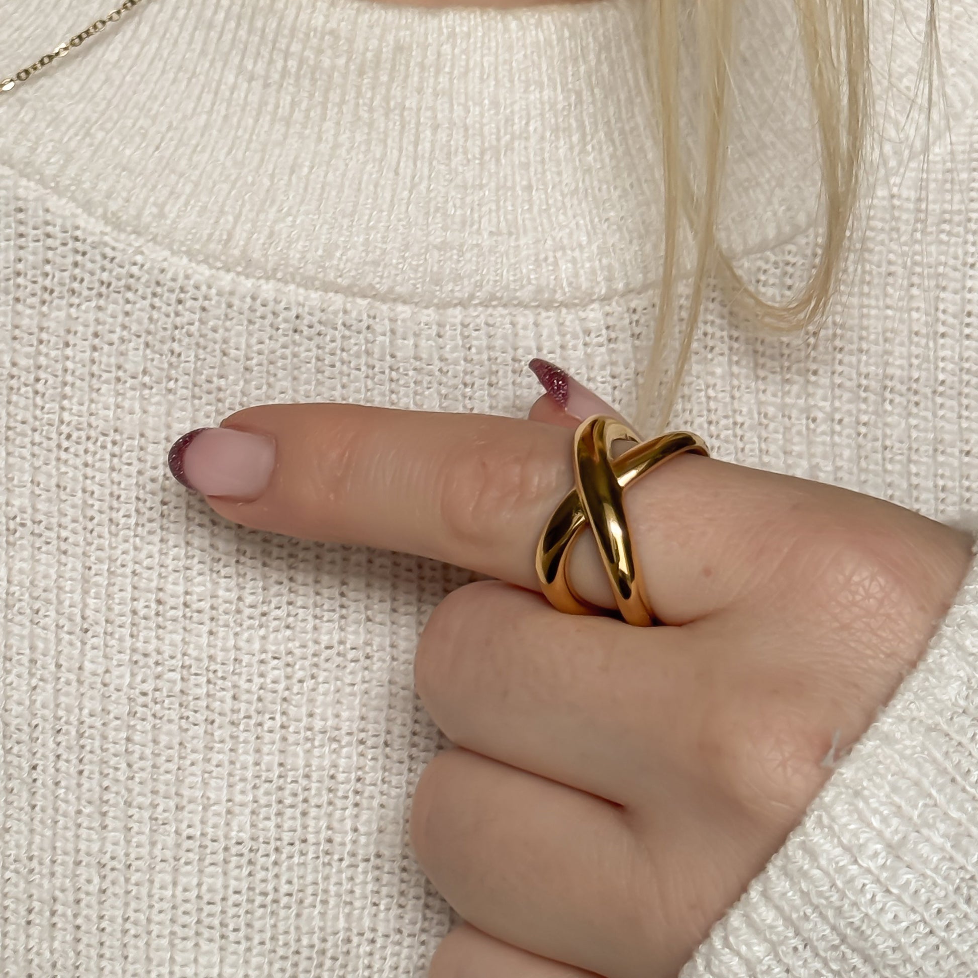 INFINITY GOLD RING