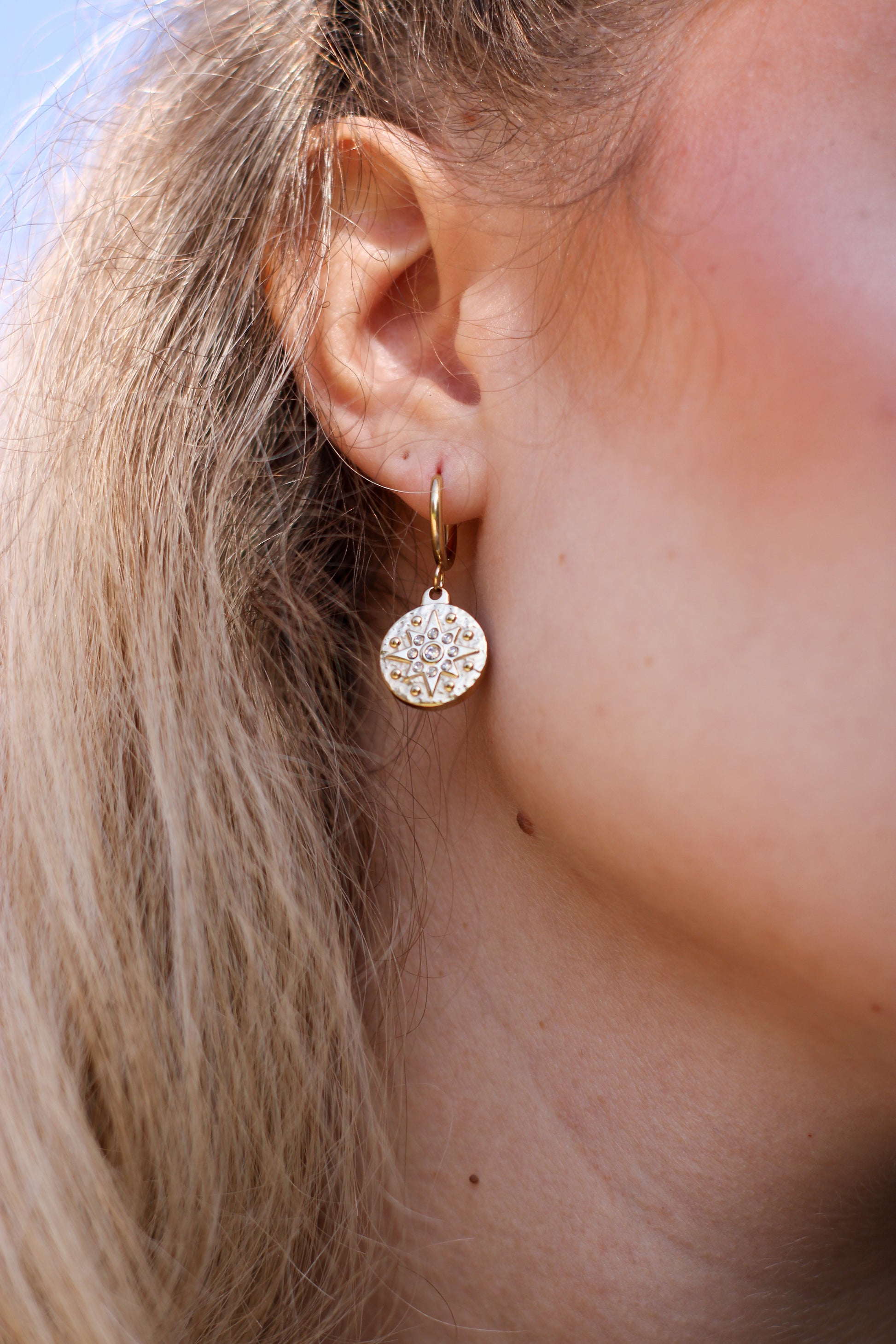 SUN SHINING dangle earrings