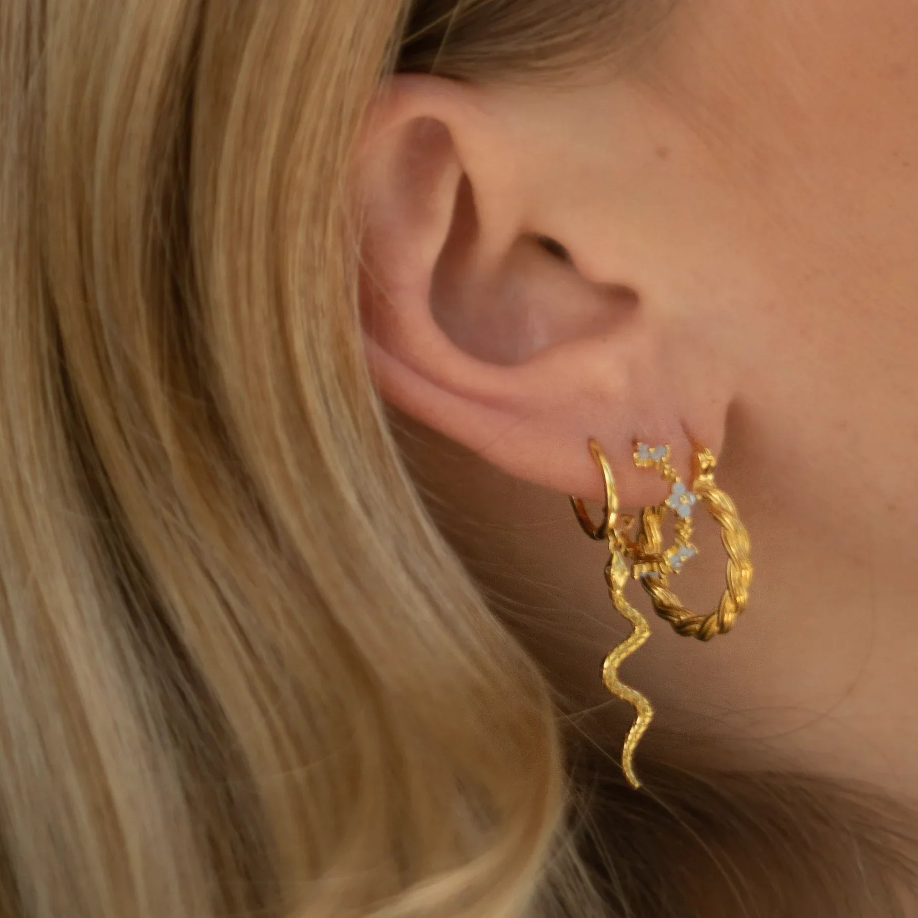 LILLE HOOPS EARRINGS