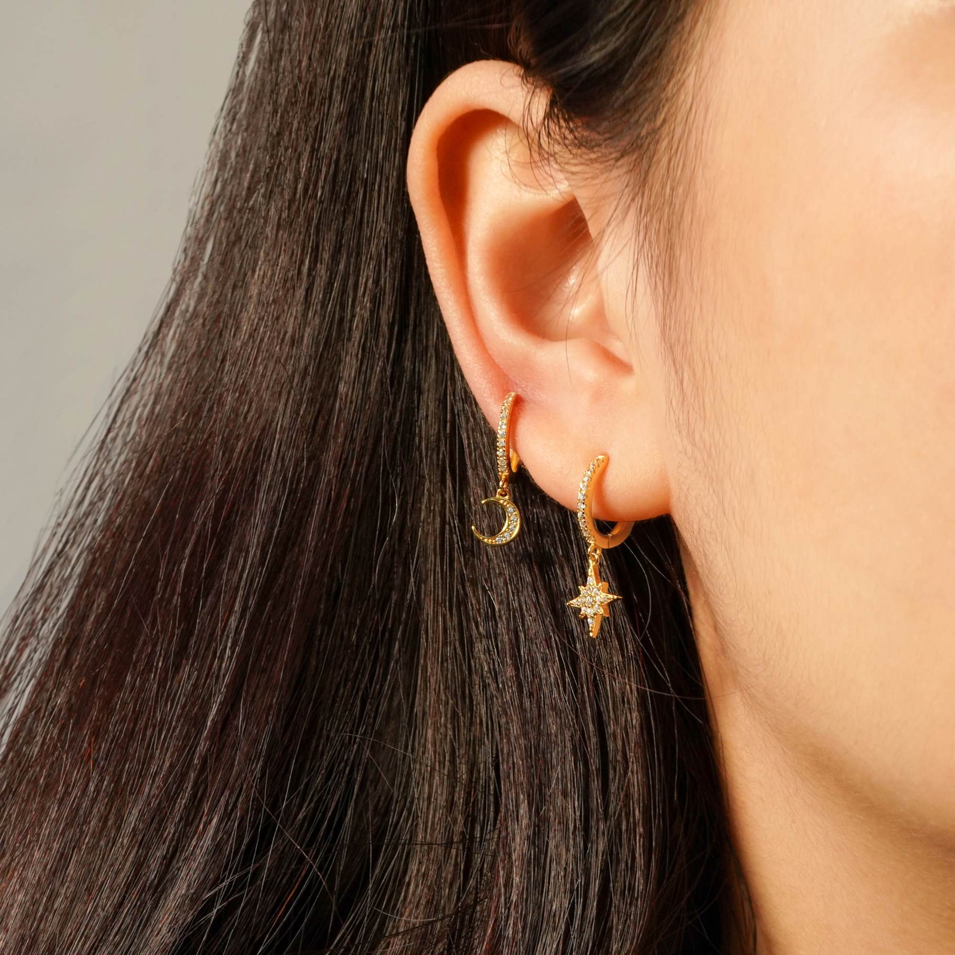 ELEANOR HOOPS EARRINGS