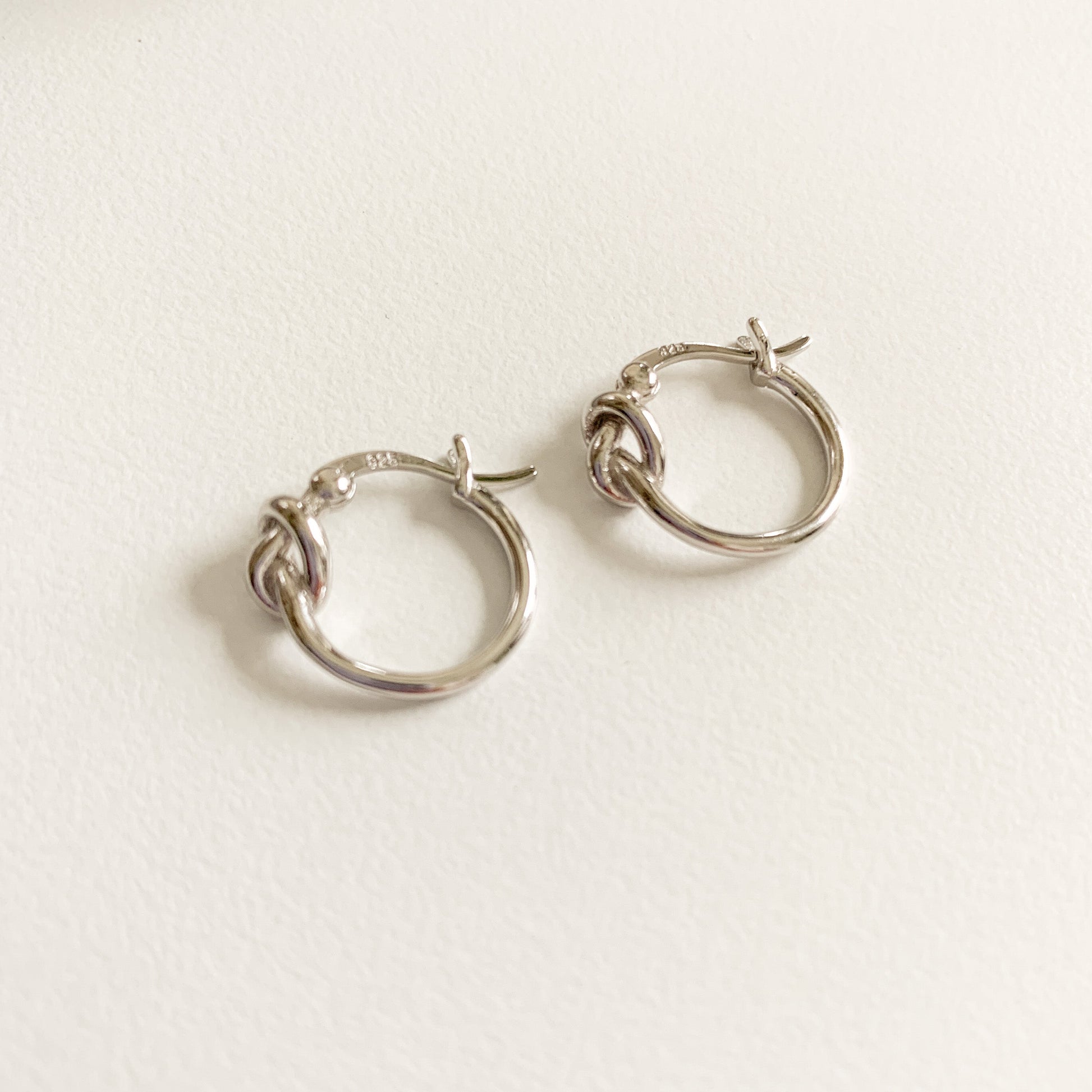 GRACIE HOOPS EARRINGS