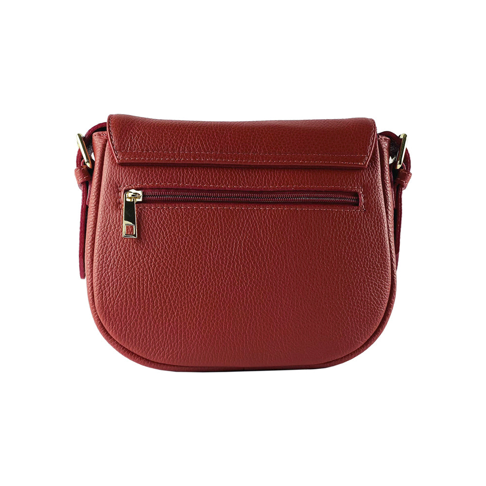 RB1002V | Borsa a Tracolla  in Vera Pelle Made in Italy con Tracolla removibile in pelle e attacchi con fibbie in metallo Oro Lucido - Colore Rosso - Dimensioni: cm 26 x 20 x 10-1