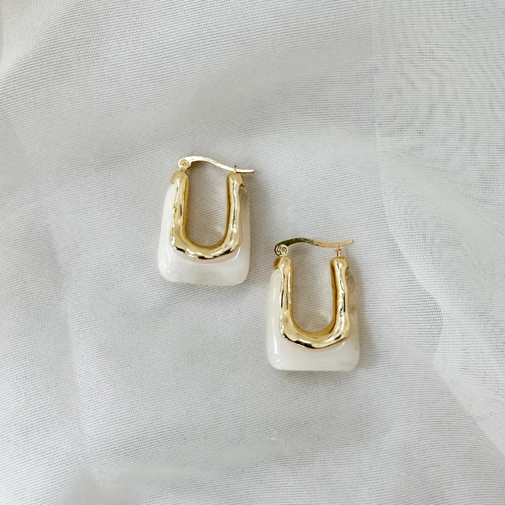 SEARRA HOOPS EARRINGS