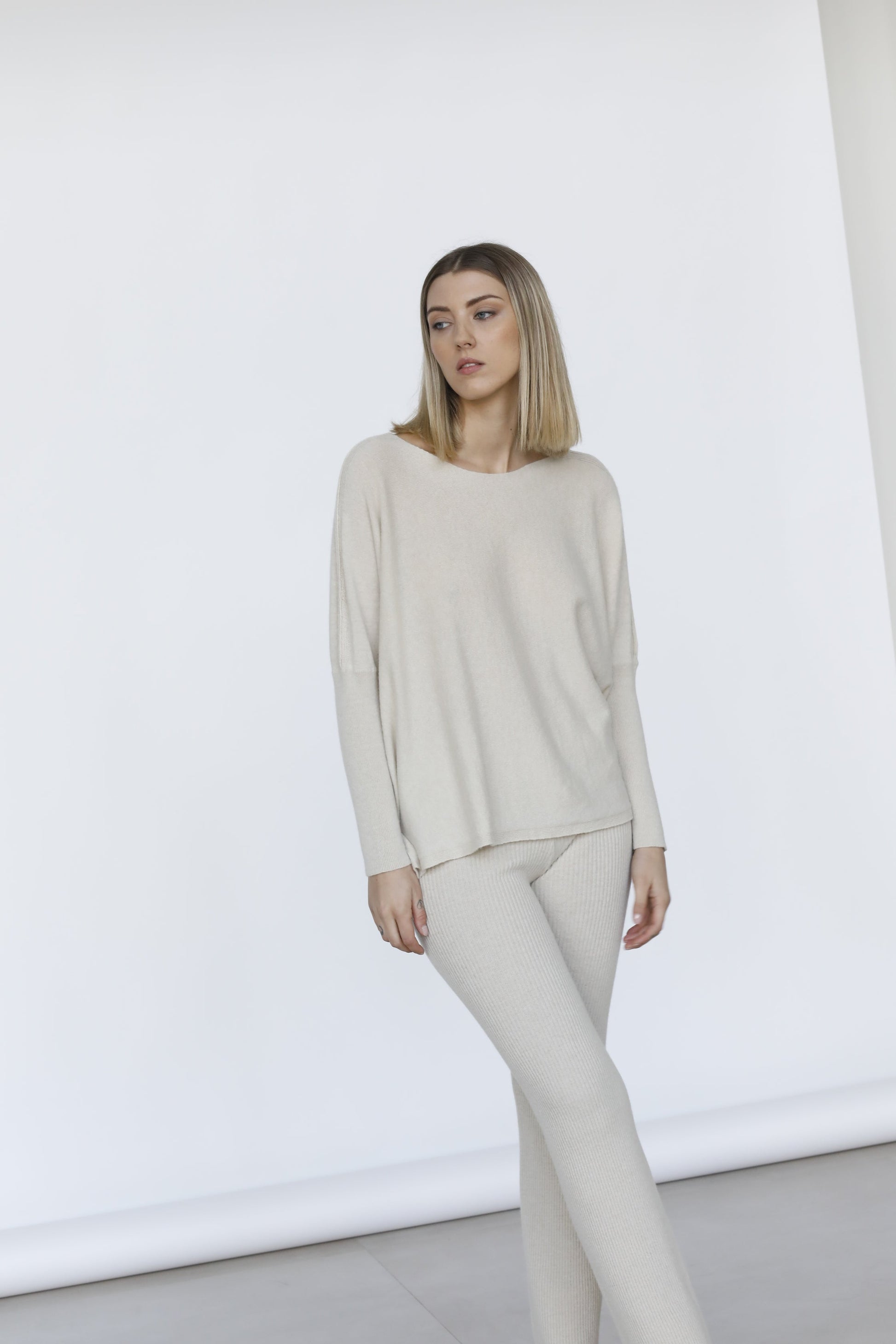 Box Fit Wool Sweater - Margot 7