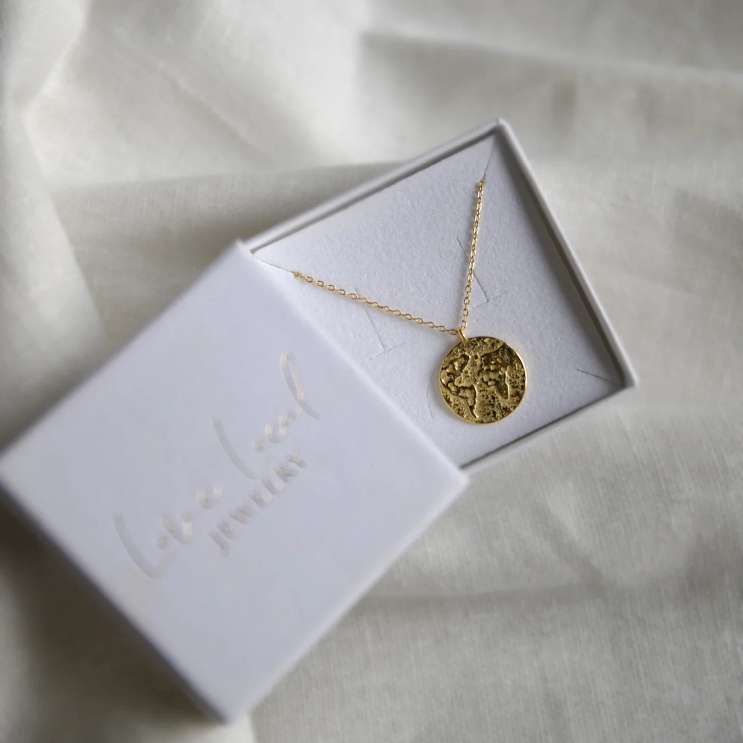 ATLAS NECKLACE-2