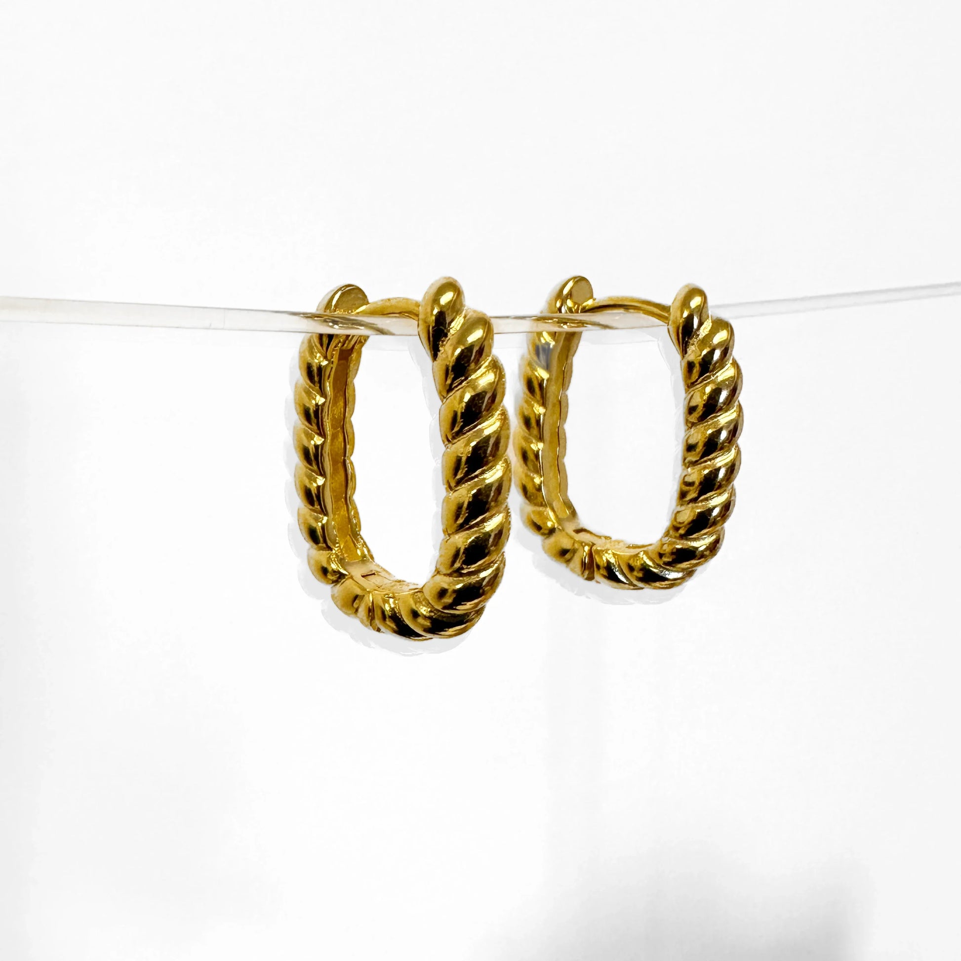 BROOKLYN TWIST HOOPS EARRINGS