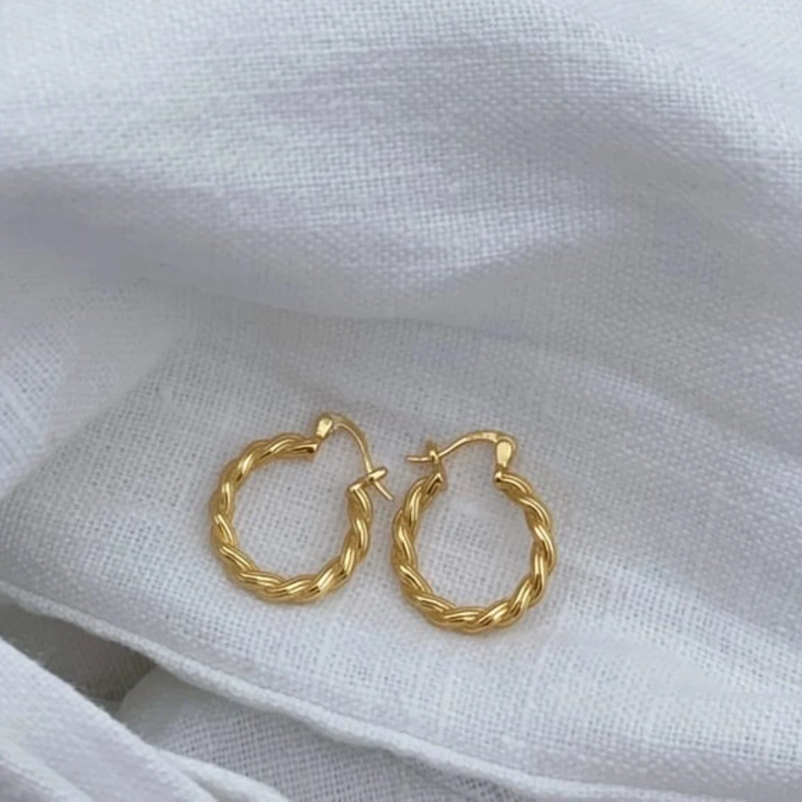 LILLE HOOPS EARRINGS