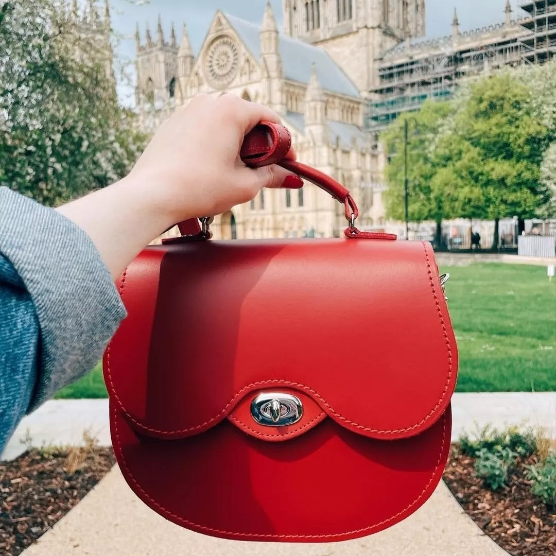 Handmade Leather Twist Lock Saddle Bag - Red-3